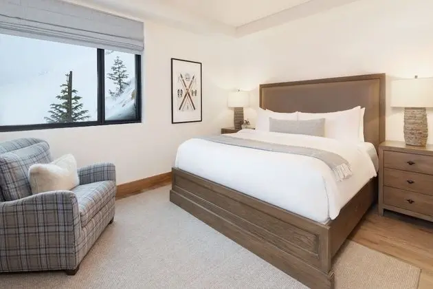 Standard Oda, 1 Büyük (Queen) Boy Yatak