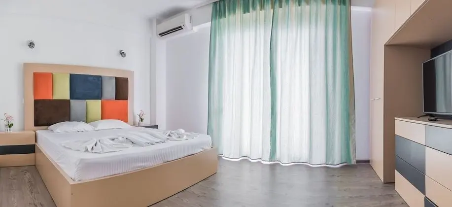 Apart Daire, 2 Yatak Odası, Göl Manzaralı