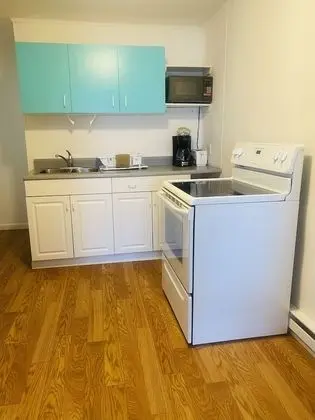 Premium 1 Bedroom Waterfront Cottage, Full Kitchen