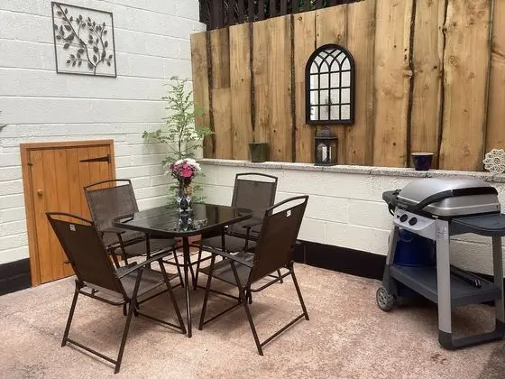 Kır Evi, 1 En Büyük (King) Boy Yatak