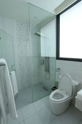 Deluxe Dört Kişilik Oda