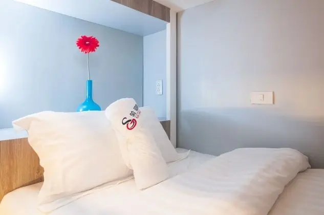 Comfort Ortak Ranzalı Oda, Sadece kadınlar için, Sigara İçilmez (Room A)