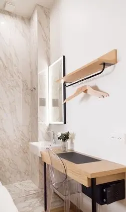 Tek Büyük Yataklı Oda (101)