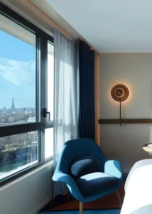 Deluxe Tek Büyük veya İki Ayrı Yataklı Oda (Iconic)