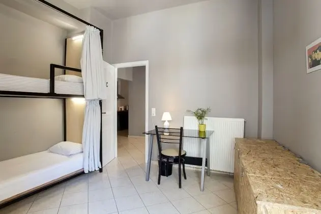 Ortak Ranzalı Oda, Sadece kadınlar için (4 Guests)