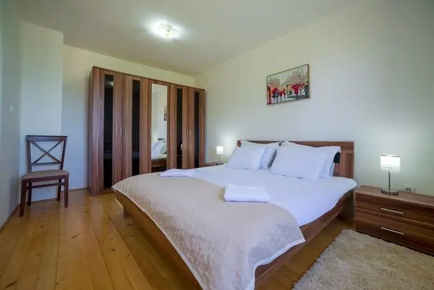 Villa (3)