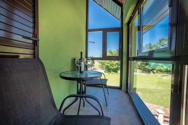 Villa (3)