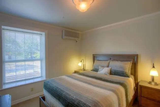 Standard Oda, 1 Büyük (Queen) Boy Yatak, Sigara İçilmez