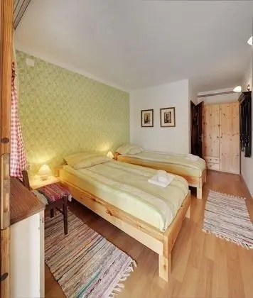 Classic Tek Büyük veya İki Ayrı Yataklı Oda