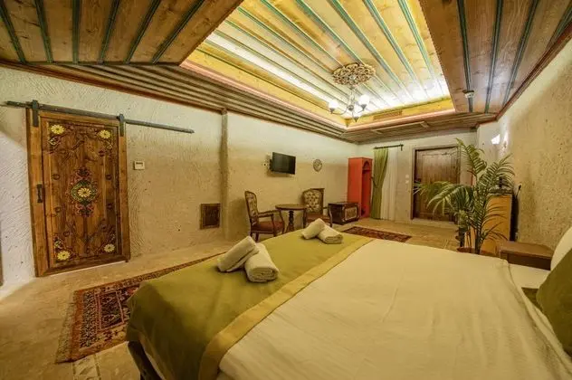 Connection Suite, Bahçe Manzaralı