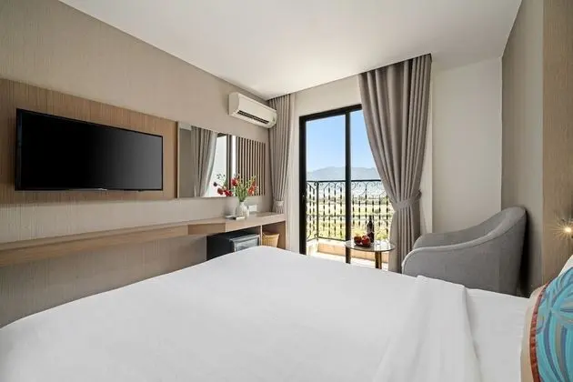 Senior Oda, Şehir Manzaralı