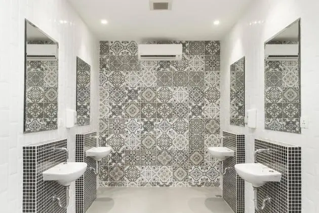 Comfort Ortak Ranzalı Oda, Sadece erkekler için, Veranda