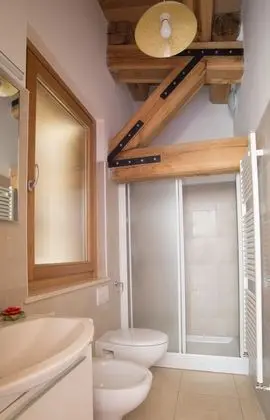 Classic Tek Büyük Yataklı Oda