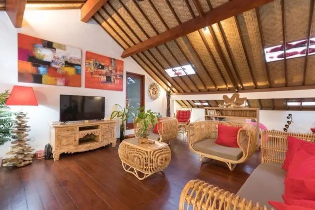 Luxury Villa, 2 Yatak Odası, Havuz Manzaralı