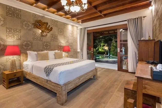 Luxury Villa, 4 Yatak Odası, Havuz Manzaralı