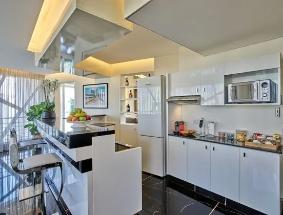 Sodeco Suite
