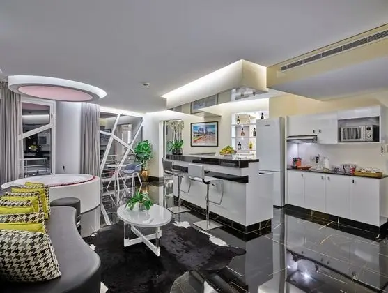 Sodeco Suite