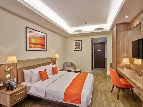Standard Oda, Şehir Manzaralı