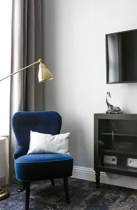 Junior Süit (Lisbon)