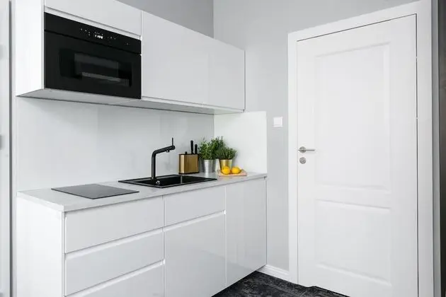 Junior Süit (Lisbon)