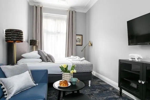 Junior Süit (Porto)