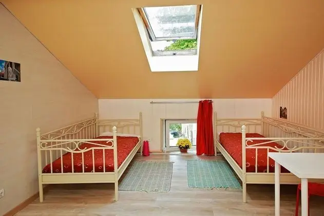 Family room with shared bathroom - Neris