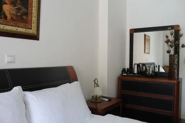 Tek Büyük veya İki Ayrı Yataklı Oda