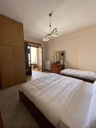 Üç Kişilik Oda