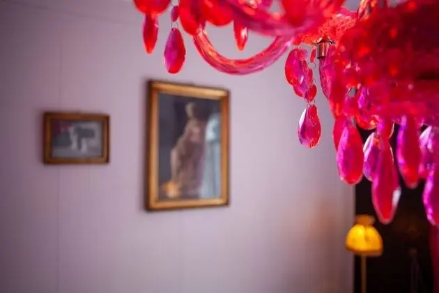 Basic Tek Büyük veya İki Ayrı Yataklı Oda