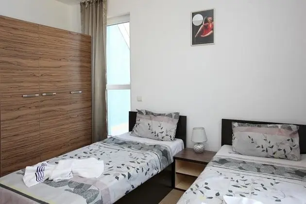 Apart Daire, Birden Çok Yatak, Sigara İçilmez