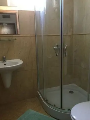 Apart Daire, Birden Çok Yatak, Sigara İçilmez