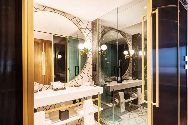 Oda, 1 En Büyük (King) Boy Yatak (Infinity)