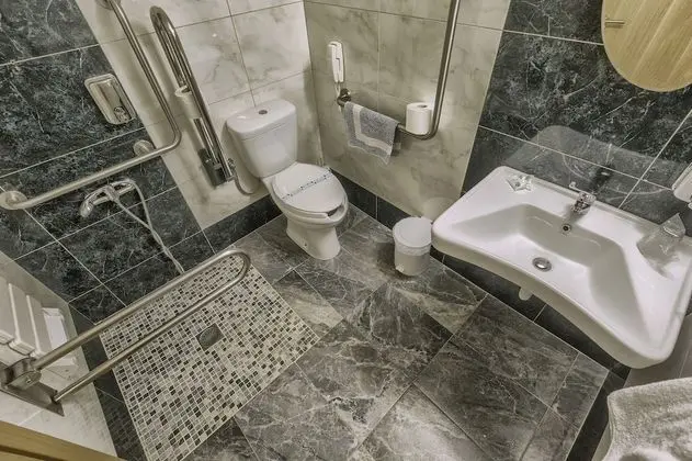 Tek Büyük Yataklı Oda