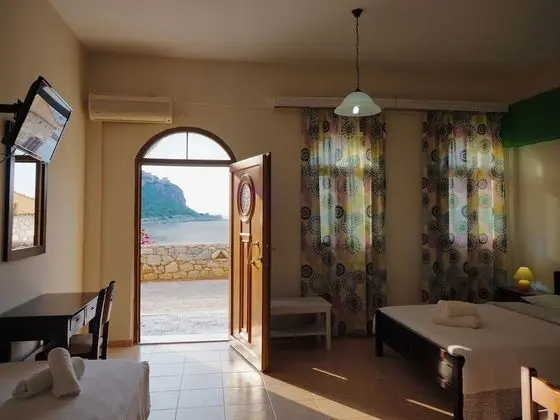 Çatı Katı (Loft), Deniz Manzaralı (Ground Floor)