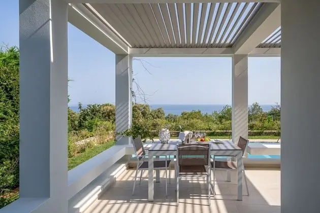Villa (Arismari)