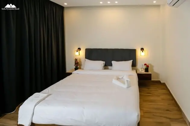 Deluxe Tek Büyük Yataklı Oda
