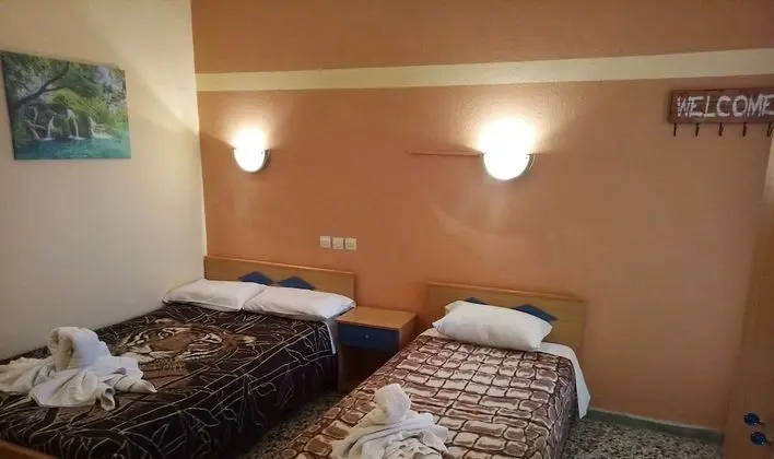 Üç Kişilik Oda