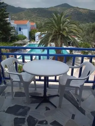İki Ayrı Yataklı Oda, 2 Tek Kişilik Yatak, Balkon, Dağ Manzaralı