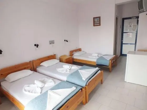 Üç Kişilik Oda