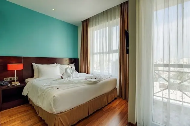 Deluxe Tek Büyük Yataklı Oda