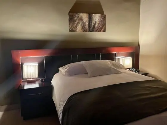 Tek Büyük Yataklı Oda, 1 Büyük (Queen) Boy Yatak