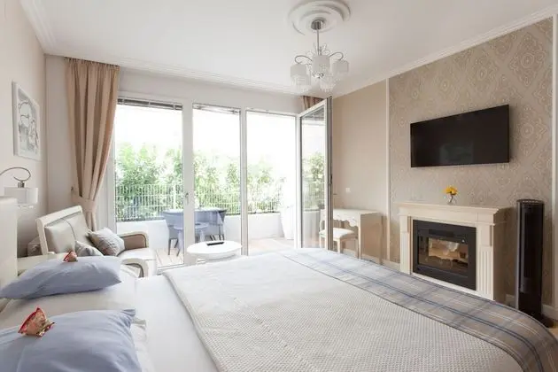 Apart Daire, Teras, Bahçe Manzaralı (Cleaning Fee Included in Price)