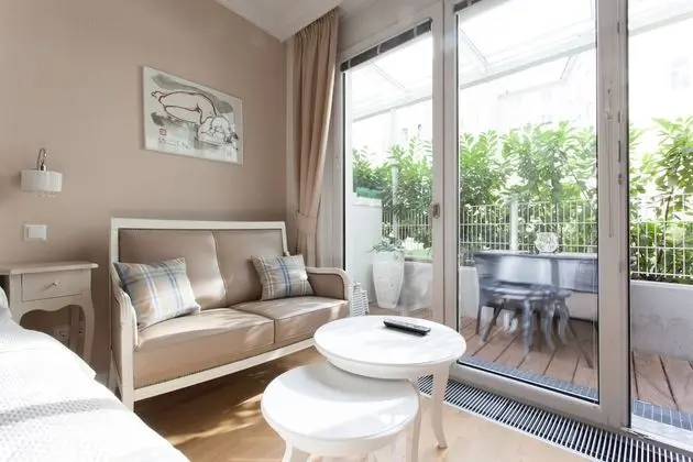 Apart Daire, Teras, Bahçe Manzaralı (Cleaning Fee Included in Price)