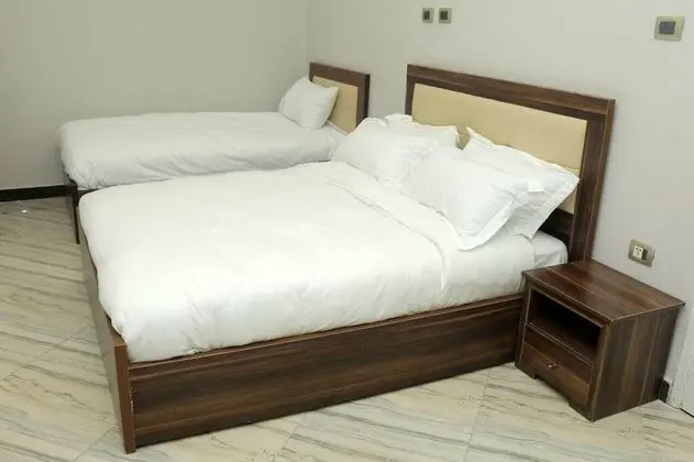 Family Tek Büyük Yataklı Oda