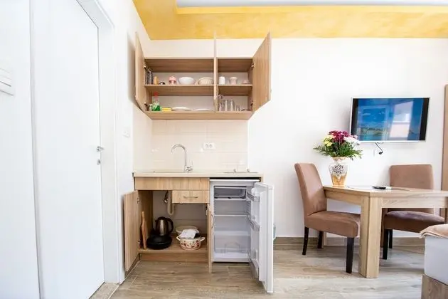 Stüdyo, Balkon, Zemin Kat (1,3,4,5,6)