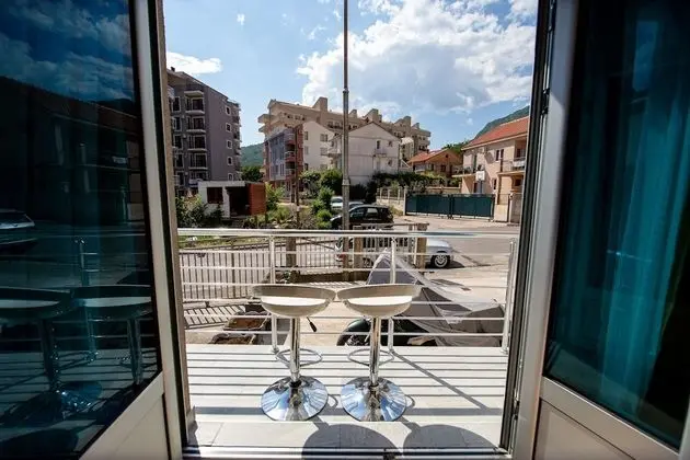Stüdyo, Balkon, Zemin Kat (1,3,4,5,6)