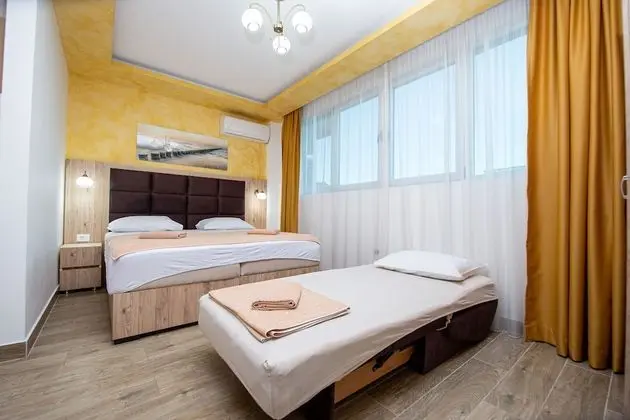 Stüdyo, Balkon, Zemin Kat (2,8,9,18)