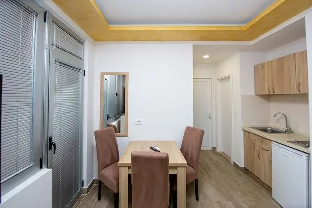 Stüdyo, Balkon, Zemin Kat (2,8,9,18)