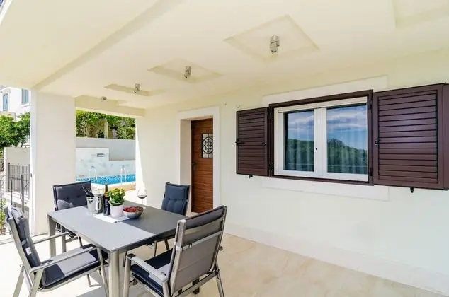 Villa, 3 Yatak Odası, Kişiye Özel Havuzlu, Deniz Manzaralı