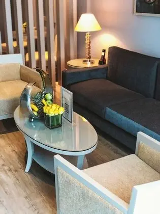 Club Süit, Birden Çok Yatak, Business Dinlenme Salonu Kullanımı, Deniz Manzaralı (Prestige)